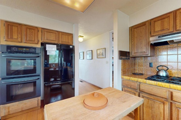 Humboldt Bay Retreat image 14