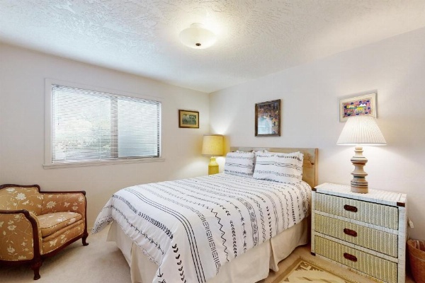 Humboldt Bay Retreat image 16