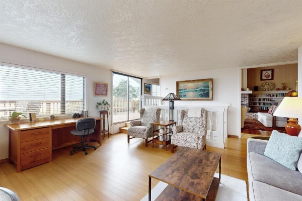 Humboldt Bay Retreat image 19