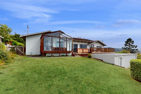Humboldt Bay Retreat image 25