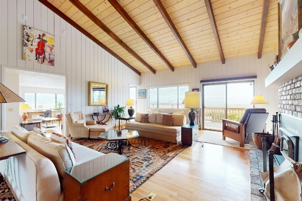Humboldt Bay Retreat image 6